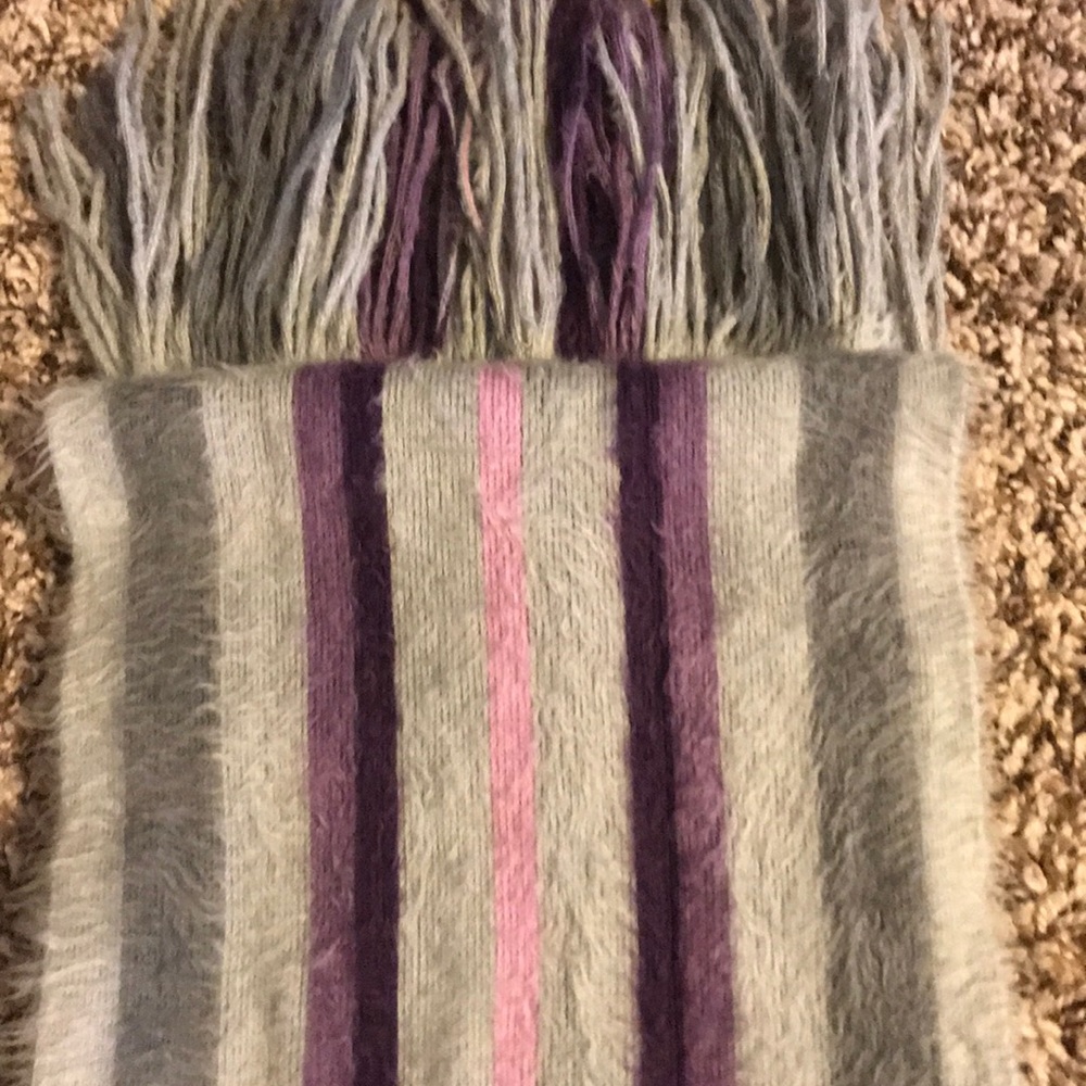Scarf - Picture 2 of 3